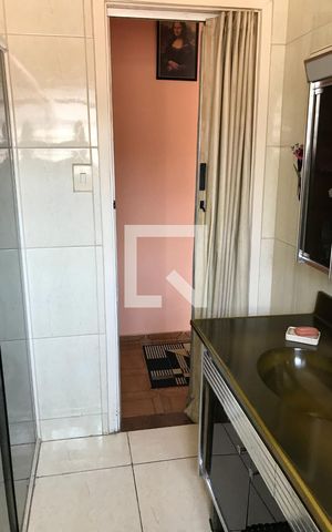 Casa à venda com 250m², 3 quartos e 2 vagas Casa à venda com 250m², 3 quartos e 2 vagasBanheiro 1