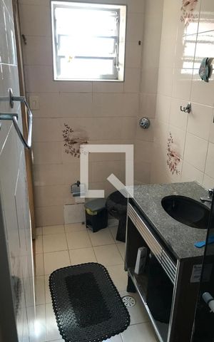 Casa à venda com 250m², 3 quartos e 2 vagas Casa à venda com 250m², 3 quartos e 2 vagasBanheiro da Suíte