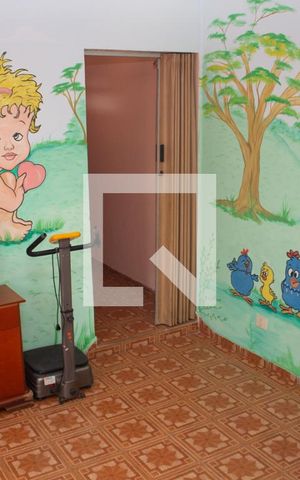 Casa à venda com 250m², 3 quartos e 2 vagas Casa à venda com 250m², 3 quartos e 2 vagasQuarto 2