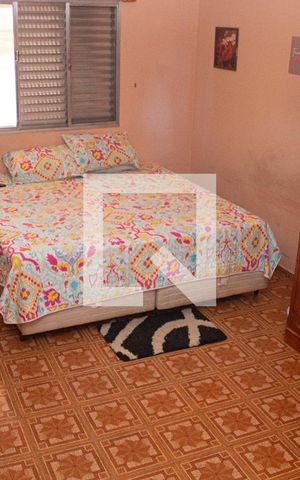 Casa à venda com 250m², 3 quartos e 2 vagas Casa à venda com 250m², 3 quartos e 2 vagasQuarto 1