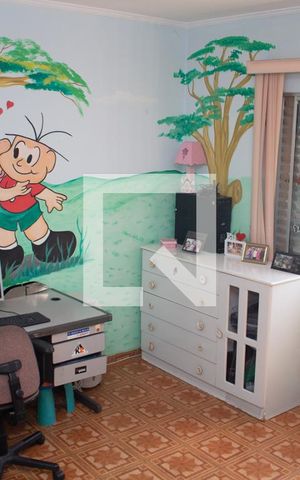 Casa à venda com 250m², 3 quartos e 2 vagas Casa à venda com 250m², 3 quartos e 2 vagasQuarto 2