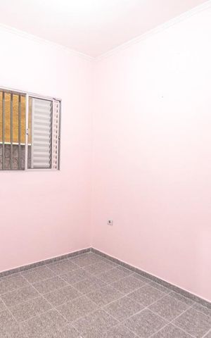 Casa para alugar com 20m², 2 quartos e sem vagaQuarto