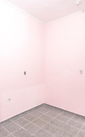 Casa para alugar com 20m², 2 quartos e sem vagaQuarto