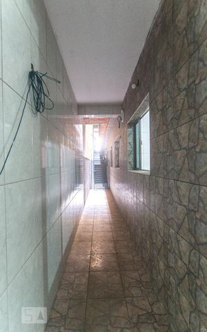 Casa para alugar com 20m², 2 quartos e sem vagaÁrea de serviço