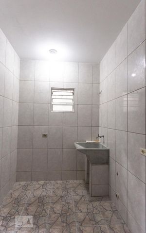 Casa para alugar com 20m², 2 quartos e sem vagaÁrea de serviço