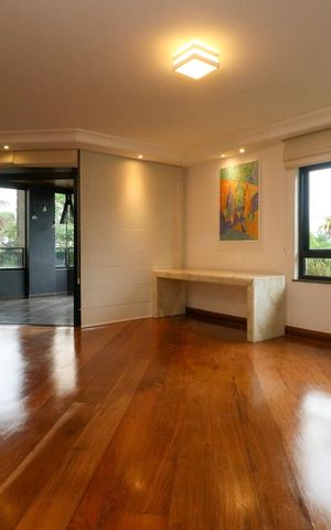 Apartamento para alugar com 279m², 4 quartos e 4 vagas Apartamento para alugar com 279m², 4 quartos e 4 vagasSala