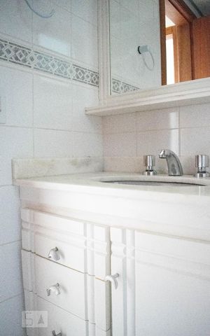 Apartamento à venda com 65m², 2 quartos e 1 vagaBanheiro