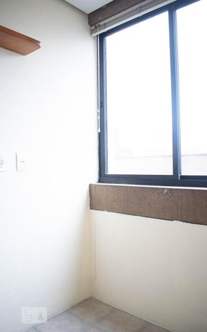 Apartamento à venda com 65m², 2 quartos e 1 vagaVaranda