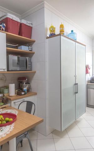 Apartamento à venda com 128m², 3 quartos e 3 vagasCozinha