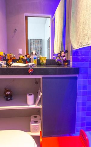 Apartamento à venda com 128m², 3 quartos e 3 vagasBanheiro suíte 3