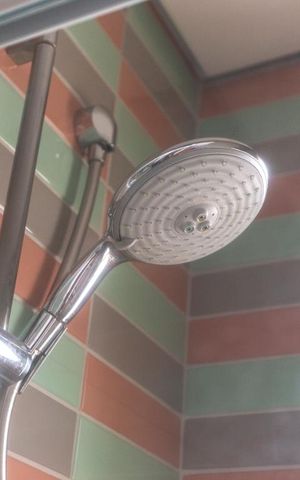 Apartamento à venda com 128m², 3 quartos e 3 vagasChuveiro