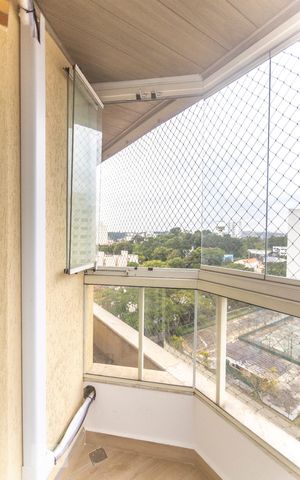 Apartamento à venda com 128m², 3 quartos e 3 vagasVaranda