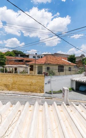 Casa à venda com 150m², 2 quartos e 2 vagas Casa à venda com 150m², 2 quartos e 2 vagasVista do Quarto 1