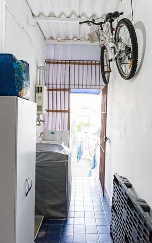 Casa à venda com 150m², 2 quartos e 2 vagas Casa à venda com 150m², 2 quartos e 2 vagasLavanderia