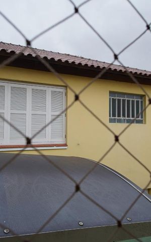 Casa à venda com 388m², 3 quartos e 3 vagasSala - Vista