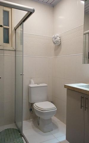 Casa à venda com 388m², 3 quartos e 3 vagasSuite - Banheiro