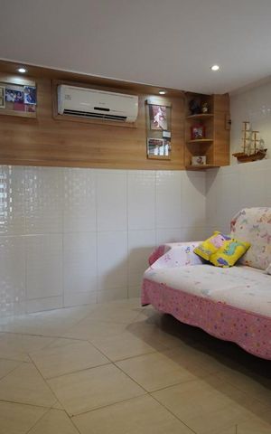 Casa à venda com 388m², 3 quartos e 3 vagasSala