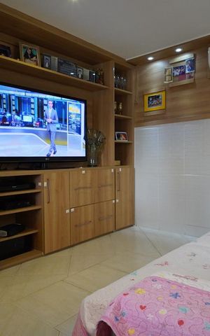 Casa à venda com 388m², 3 quartos e 3 vagasSala