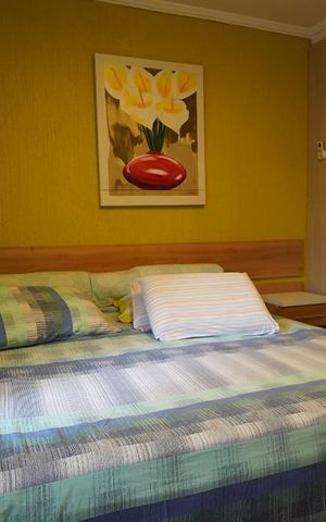 Casa à venda com 388m², 3 quartos e 3 vagasSuite