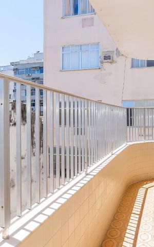 Apartamento à venda com 280m², 4 quartos e 1 vagaÁrea de Serviço