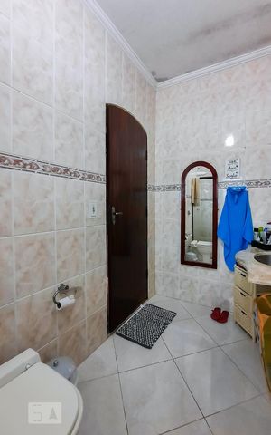 Casa à venda com 155m², 3 quartos e 2 vagas Casa à venda com 155m², 3 quartos e 2 vagasBanheiro da Suíte 2