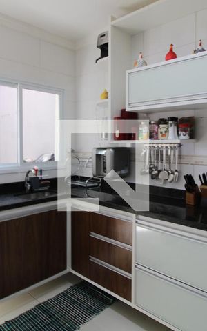 Casa de condomínio à venda com 84m², 3 quartos e 2 vagasCozinha