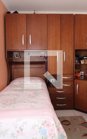 Casa de condomínio à venda com 84m², 3 quartos e 2 vagasQuarto 2