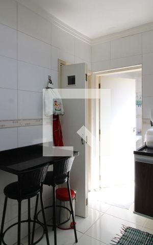 Casa de condomínio à venda com 84m², 3 quartos e 2 vagasCozinha