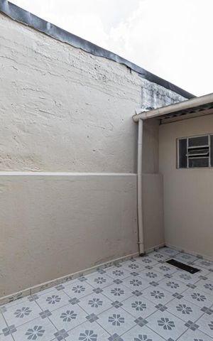 Casa para alugar com 70m², 2 quartos e sem vagaÁrea de Serviço