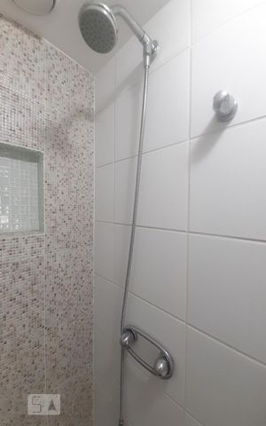 Apartamento à venda com 53m², 2 quartos e 1 vaga Apartamento à venda com 53m², 2 quartos e 1 vagaBanheiro Social