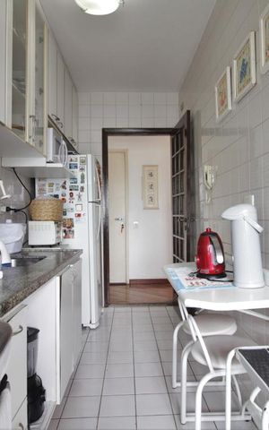 Apartamento à venda com 65m², 2 quartos e 2 vagasCozinha
