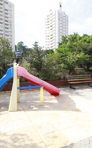Apartamento à venda com 65m², 2 quartos e 2 vagasÁrea Comum - Playground