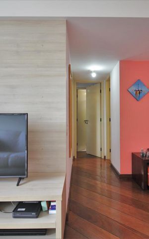 Apartamento à venda com 65m², 2 quartos e 2 vagasSala