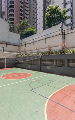 Apartamento à venda com 127m², 3 quartos e 3 vagas Apartamento à venda com 127m², 3 quartos e 3 vagasQuadra