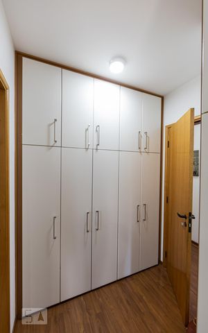 Apartamento para alugar com 127m², 3 quartos e 3 vagas Apartamento para alugar com 127m², 3 quartos e 3 vagasCorredor