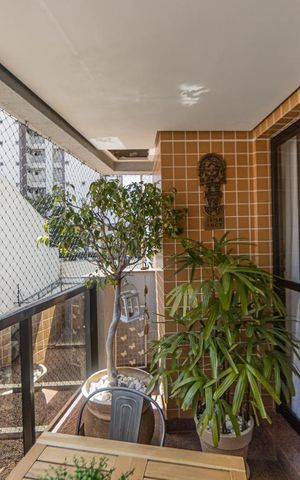 Apartamento para alugar com 127m², 3 quartos e 3 vagas Apartamento para alugar com 127m², 3 quartos e 3 vagasVaranda Sala