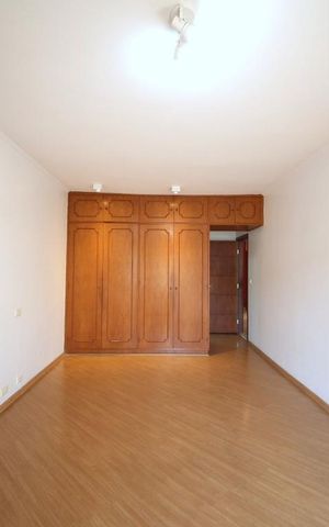 Casa à venda com 230m², 3 quartos e 4 vagasSuíte 