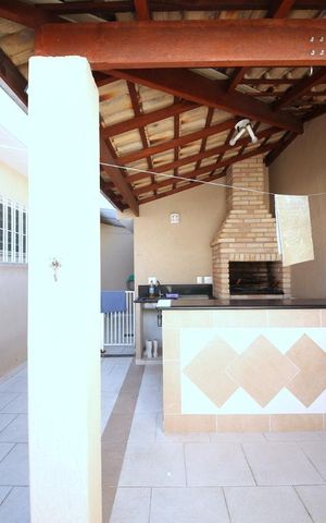 Casa à venda com 230m², 3 quartos e 4 vagasChurrasqueira 