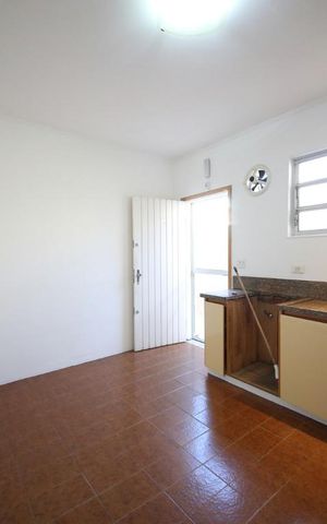 Casa à venda com 230m², 3 quartos e 4 vagasCozinha 