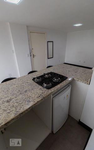 Studio à venda com 38m², 1 quarto e sem vaga Studio à venda com 38m², 1 quarto e sem vagaCozinha