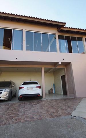 Casa à venda com 420m², 3 quartos e 3 vagasGaragem