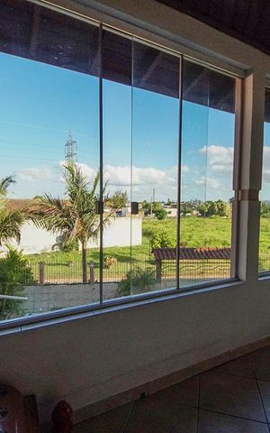 Casa à venda com 420m², 3 quartos e 3 vagasSalão de festas
