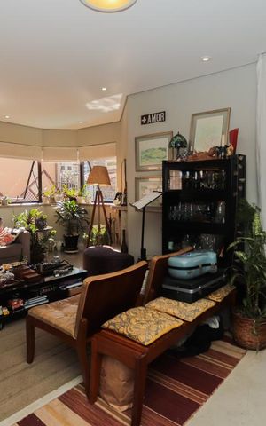 Apartamento à venda com 186m², 3 quartos e 3 vagas Apartamento à venda com 186m², 3 quartos e 3 vagasSala de Estar