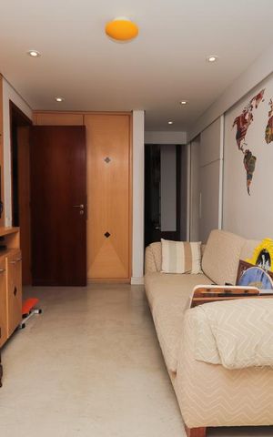 Apartamento à venda com 186m², 3 quartos e 3 vagas Apartamento à venda com 186m², 3 quartos e 3 vagasSala Intima