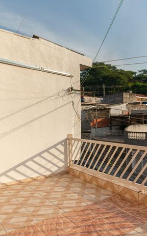 Casa para alugar com 220m², 4 quartos e 3 vagas Casa para alugar com 220m², 4 quartos e 3 vagasVaranda da Sala