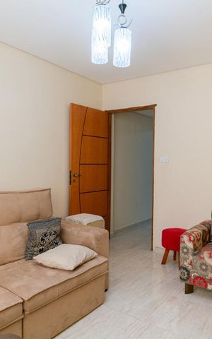 Casa para alugar com 220m², 4 quartos e 3 vagas Casa para alugar com 220m², 4 quartos e 3 vagasSala