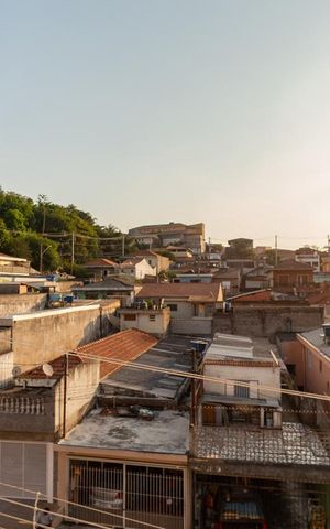 Casa para alugar com 220m², 4 quartos e 3 vagas Casa para alugar com 220m², 4 quartos e 3 vagasVista Sacada Quarto 1