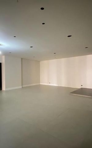 Apartamento à venda com 393m², 4 quartos e 6 vagas Apartamento à venda com 393m², 4 quartos e 6 vagasÁrea comum - Salão de festas