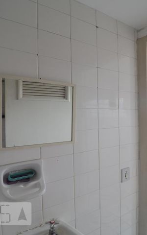 Apartamento à venda com 91m², 2 quartos e 1 vagaBanheiro de Serviço