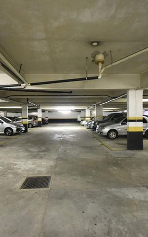 Apartamento à venda com 68m², 2 quartos e 1 vagaÁrea comum - garagem